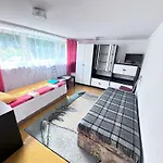 Radomska Homestay szállás *